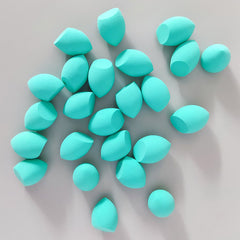 Makeup Sponge Kit, Multi-Color  Beauty Tools for Blending BB Cream, Liquid Foundation, and Concealer. Especially Suitable for Covering Localized Blemishes, Ideal for Precise Contouring