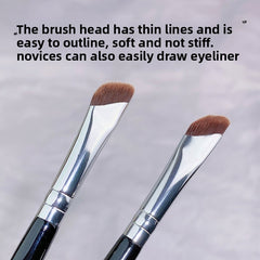 A Black Single Small Detail Brush for The Eyes