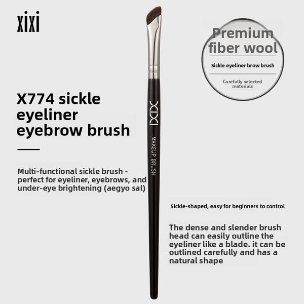 A Black Single Small Detail Brush for The Eyes
