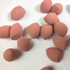 Makeup Sponge Kit, Multi-Color  Beauty Tools for Blending BB Cream, Liquid Foundation, and Concealer. Especially Suitable for Covering Localized Blemishes, Ideal for Precise Contouring